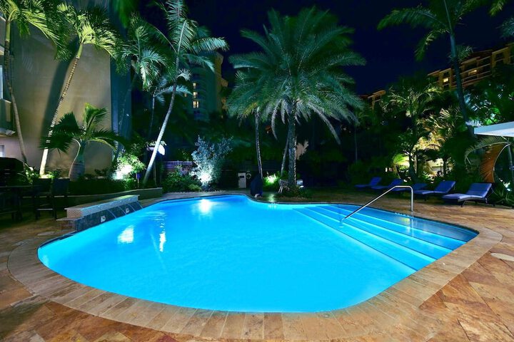 Sun Tower Hotel & Suites On The Beach - thumb 6