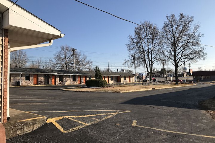 C&H Motel El Dorado Springs - thumb 5