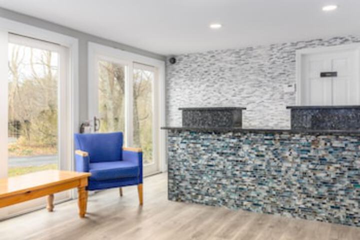 Captains Quarters Motel & Conference Center - thumb 0