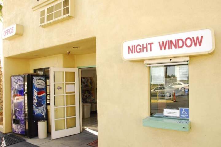 Vista Inn Motel - thumb 2