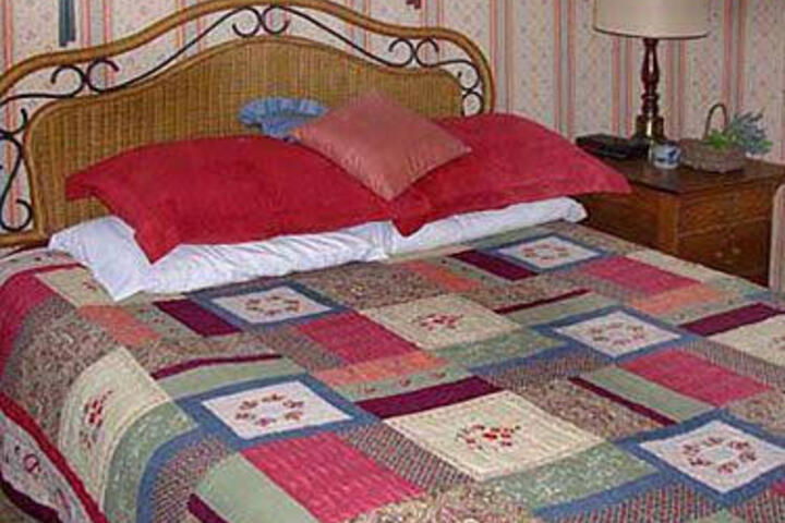 The Combes Family Inn - thumb 2