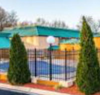 Econo Lodge - Accommodation Rooms