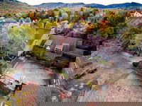 Snowy Owl Inn And Resort