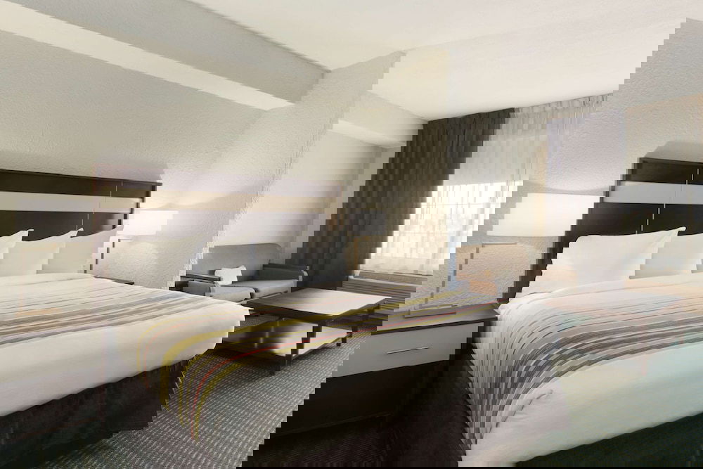 Country Inn & Suites By Radisson, Vero Beach-I-95, FL - thumb 4