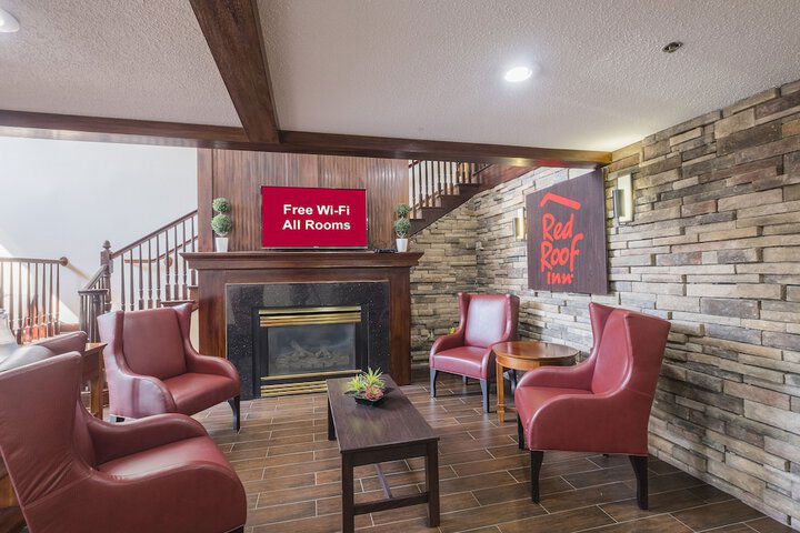 Red Roof Inn & Suites Stafford - thumb 2