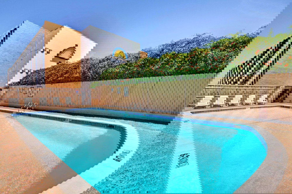 817 Hotel Days Inn By Wyndham ATT Stadium/Texas Live - thumb 3