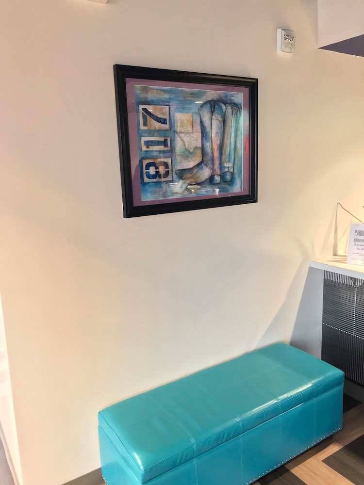 817 Hotel Days Inn By Wyndham ATT Stadium/Texas Live - thumb 5