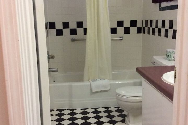USA Inn - thumb 6