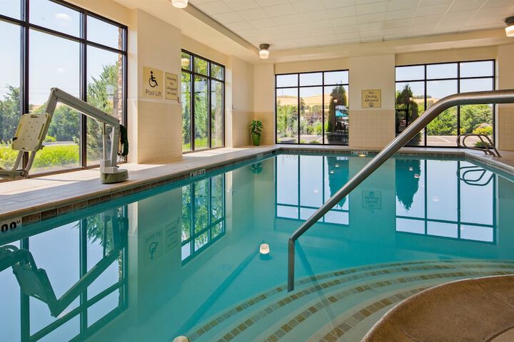 Best Western Plus Dayton Hotel & Suites - thumb 6