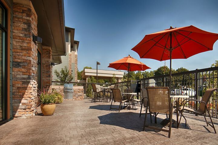 Best Western Plus Dayton Hotel & Suites - thumb 4