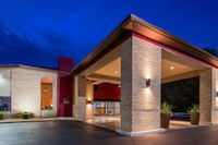 Best Western Plus North Canton Inn  Suites