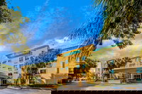La Quinta Inn  Suites by Wyndham Miami Cutler Bay