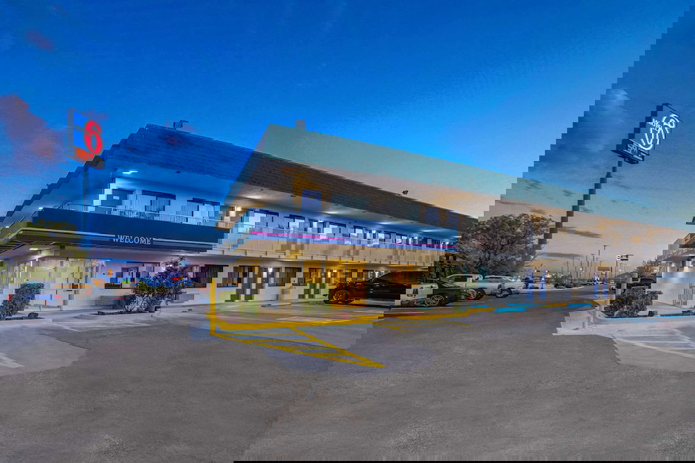 Motel 6 Grants, NM - thumb 1