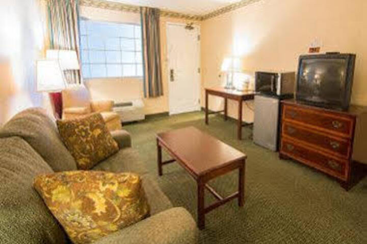 Days Inn & Suites Latham / Albany North - thumb 5