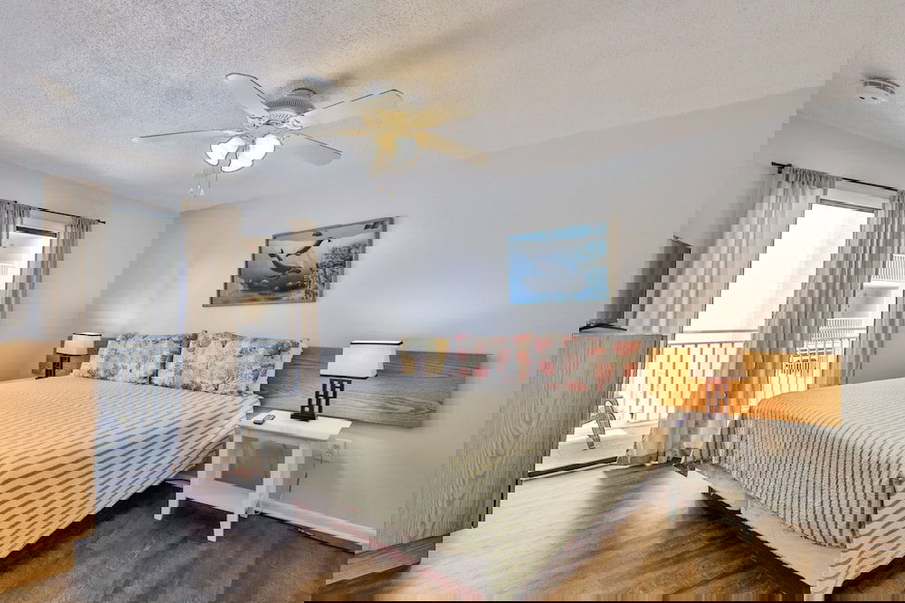 Coastal Waters Inn - thumb 0