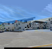 Econo Lodge - Accommodation Rooms