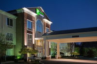 Holiday Inn Express  Suites Youngstown N Warren/Niles an IHG Hotel