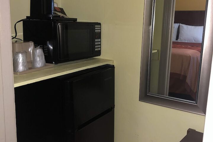 Ellijay Inn - thumb 7