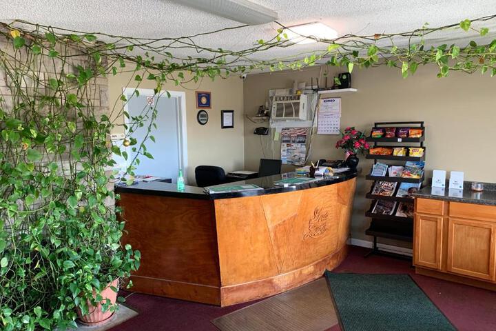 Gas Lite Motel Lawrenceville - thumb 2