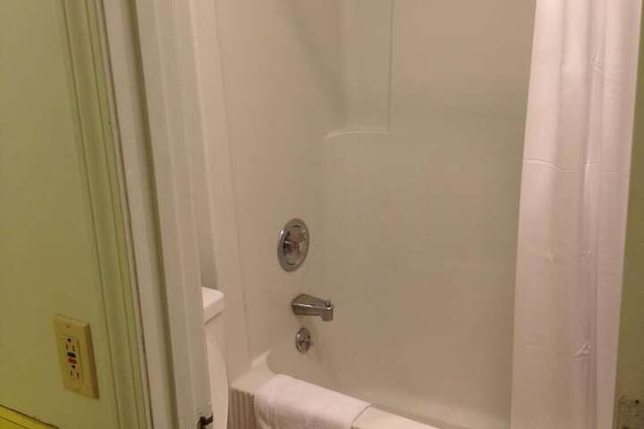 Slumber Inn Of Harrisonville - thumb 3