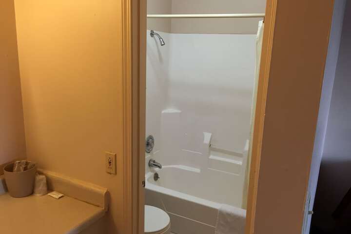 Slumber Inn Of Harrisonville - thumb 1