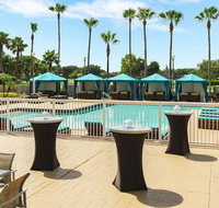 DoubleTree by Hilton Orlando Airport - Accommodation Rooms