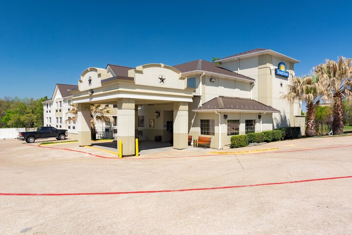 Days Inn By Wyndham Arlington - thumb 1