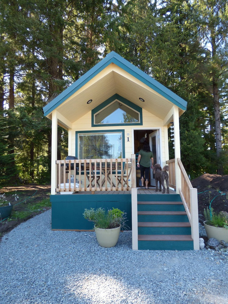 Sheltered Nook Tiny Homes On Tillamook Bay - thumb 0