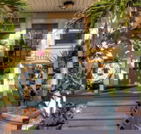 Sun N Fun Beachfront Vacation Rentals - Accommodation Rooms