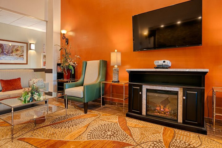 Best Western Plus Zion West Hotel - thumb 7