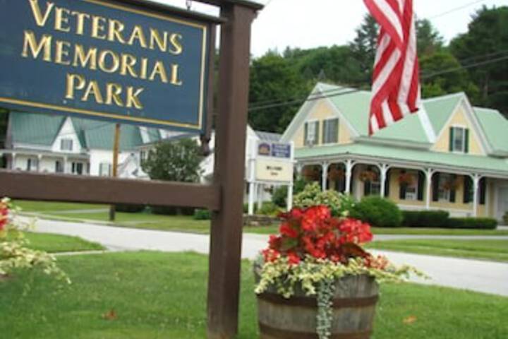 Ludlow Colonial Motel - thumb 3