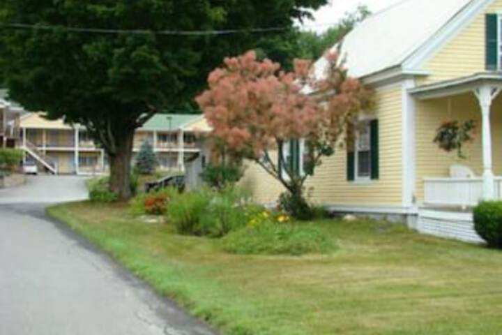 Ludlow Colonial Motel - thumb 0