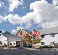 Super 8 by Wyndham Adrian - Accommodation Rooms