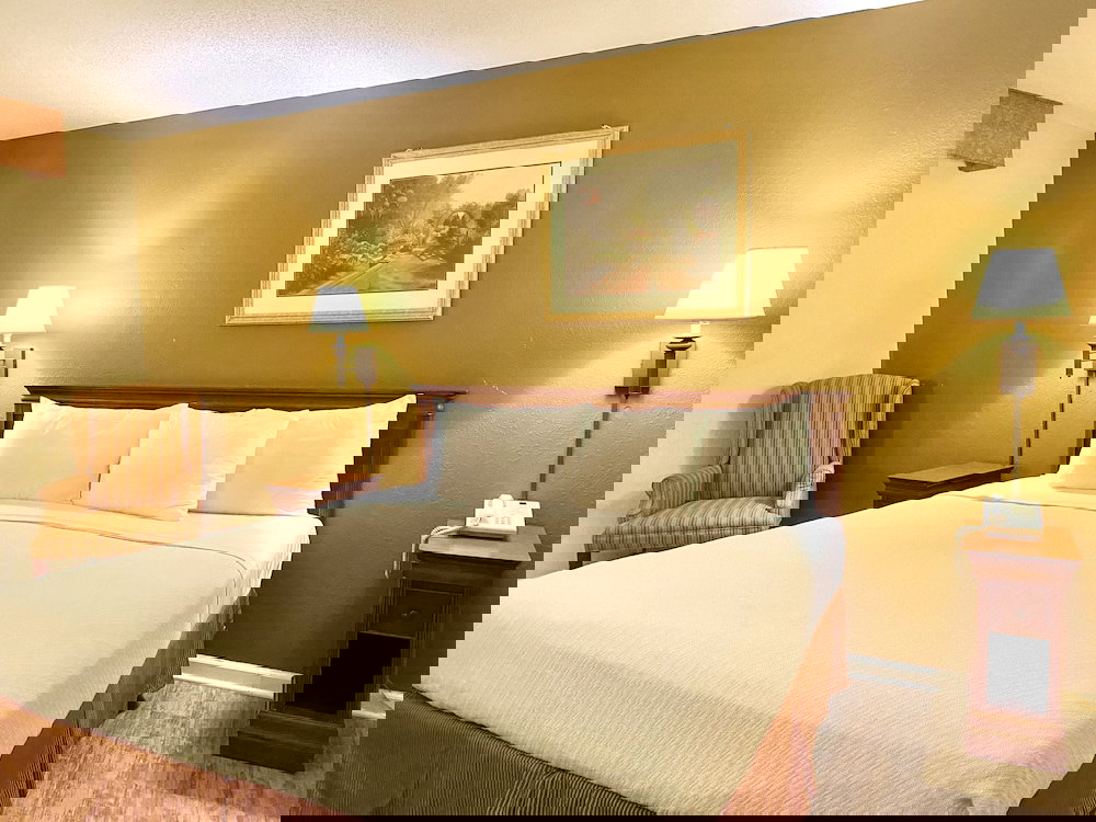 FairBridge Inn Express Mount Vernon - thumb 3