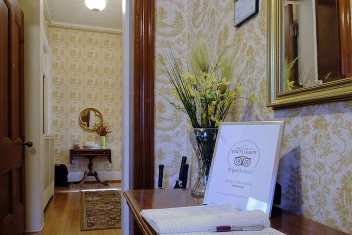 Inn At The Agora - thumb 1