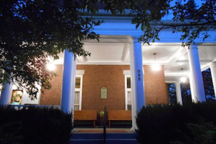 Inn At The Agora - thumb 0