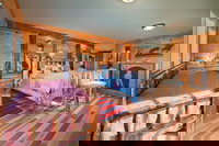 Macker's Cabin by JHRL