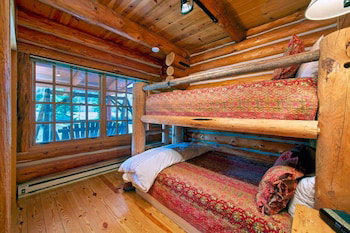 Macker's Cabin By JHRL - thumb 1