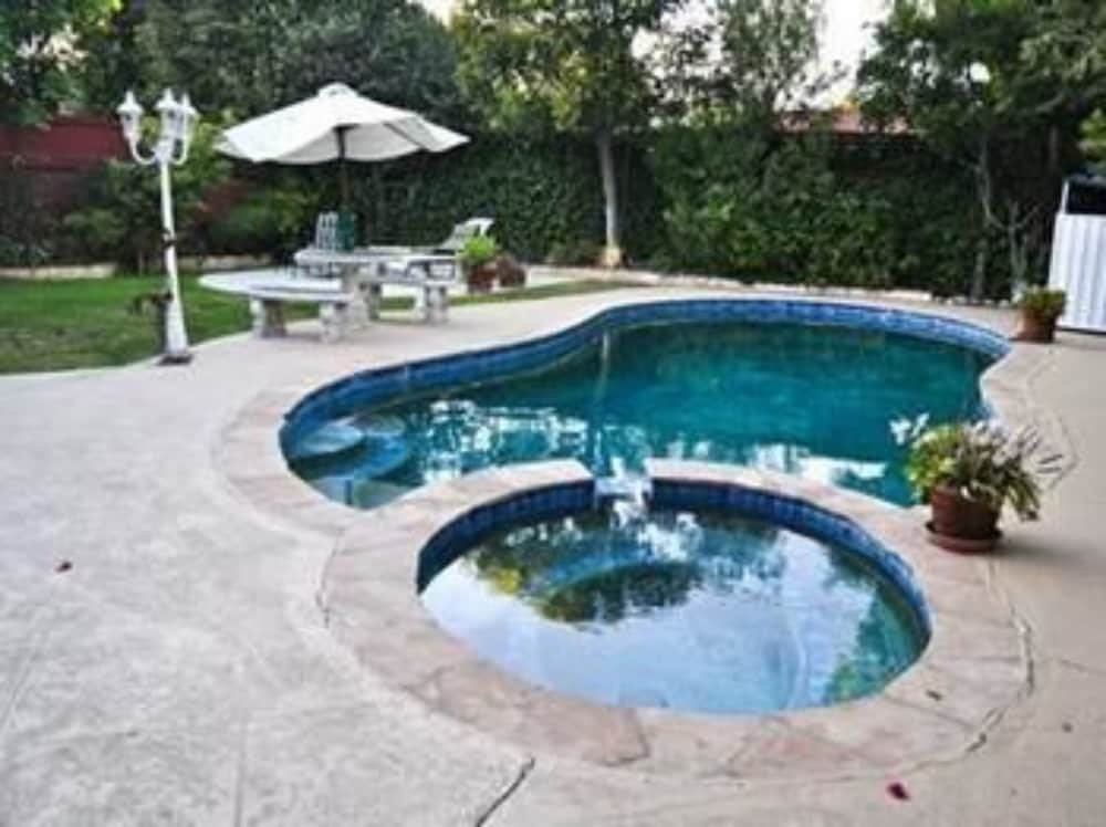 Sweet Dreams B&B - thumb 4