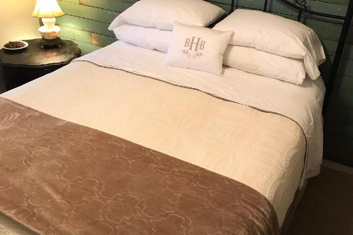 The Hoffmann Vacation Rental Bed & Breakfast - thumb 6