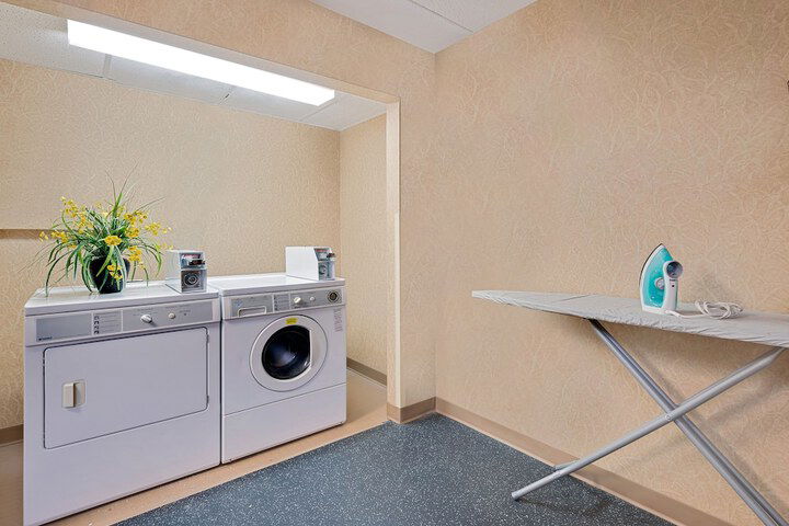 Days Inn By Wyndham International Falls - thumb 7