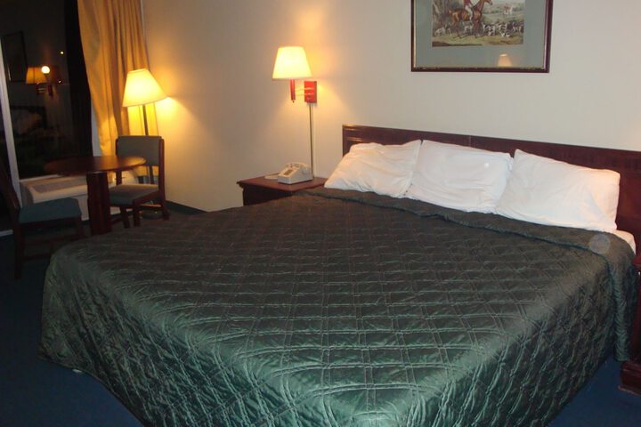 Rodeway Inn - thumb 4