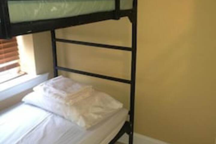 DC International Hostel 2 - thumb 7