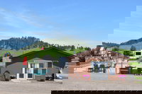 No Name City Luxury Cabins  RV