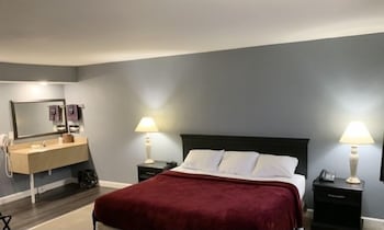 Rumorz Neighborhood Hideaway - thumb 3