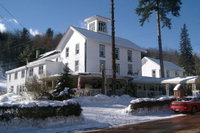 Colonial inn