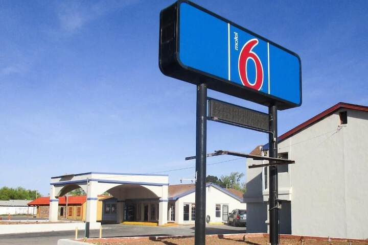 Motel 6 Clovis, NM - thumb 1