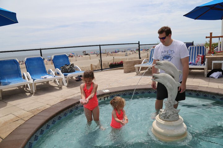 The White Sands Oceanfront Resort & Spa - thumb 6