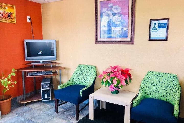 QC Stay Inn - thumb 7