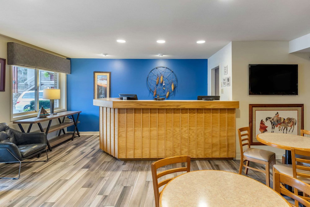 Econo Lodge - thumb 3
